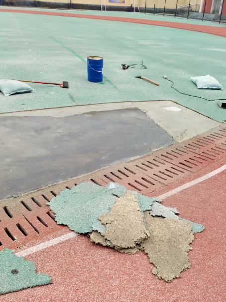 东城球场翻新维修补、球场翻新修补改造